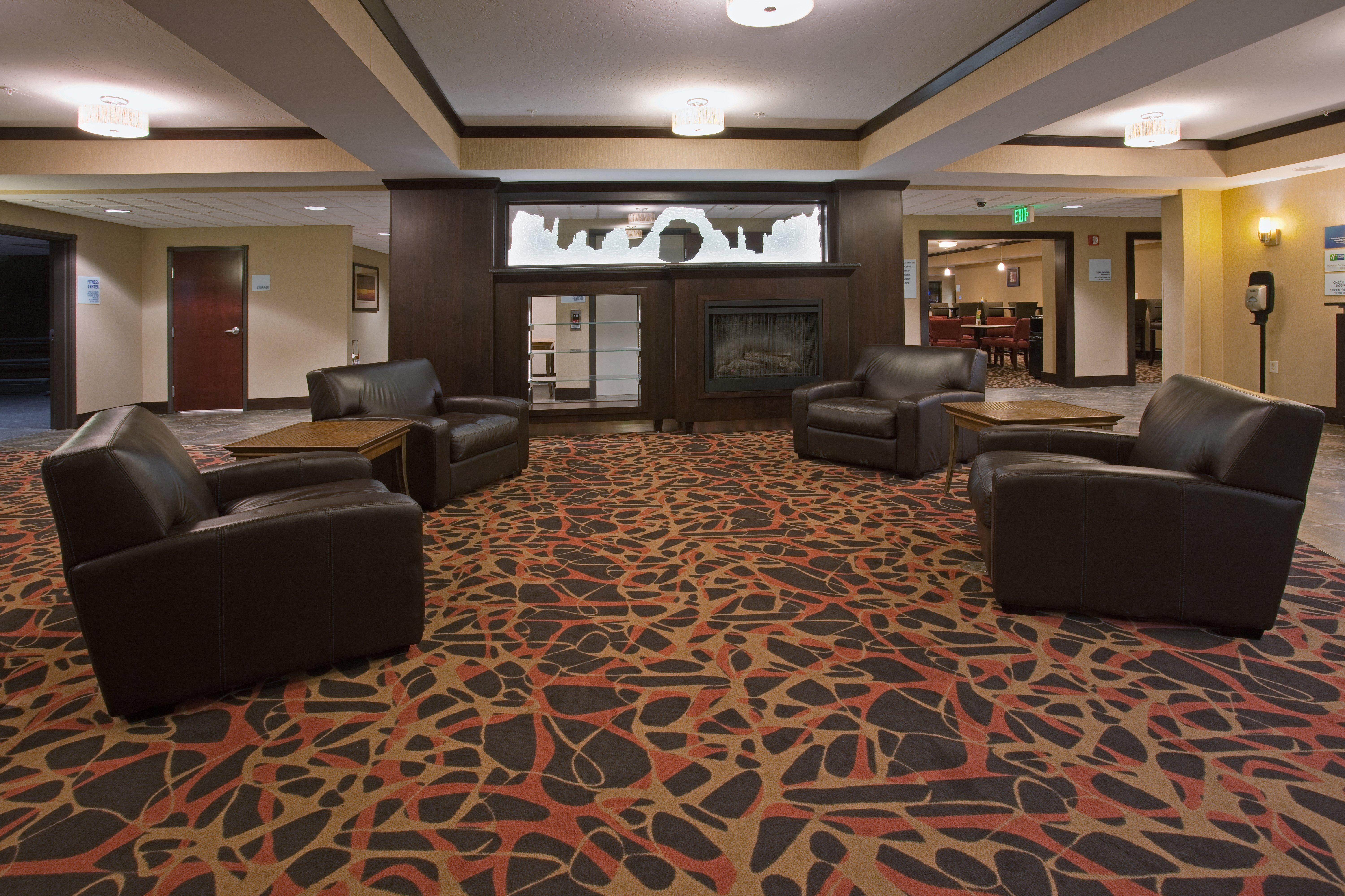 Holiday Inn Express Hotel & Suites Moab, An Ihg Hotel Exterior photo